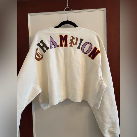 NWT Champion Reverse Weave Old English Script Cropped Sweatshirt XL - Picture 3 of 5